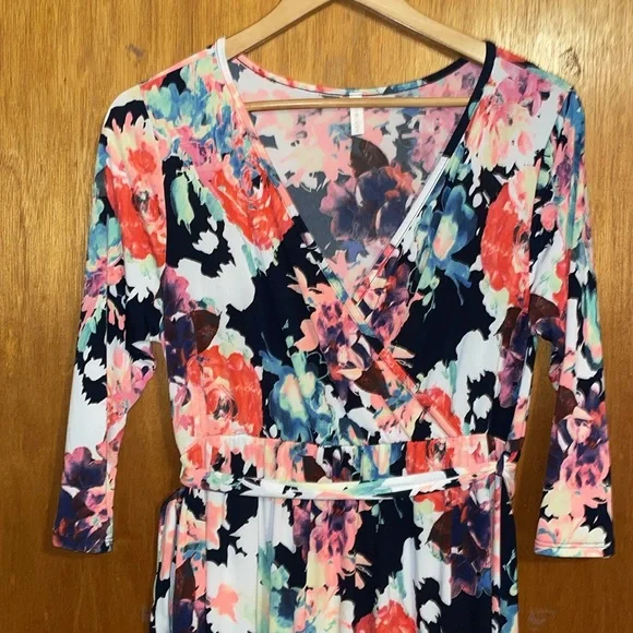 •PINK BLUSH•COLORFUL FLORAL V NECK 3/4 SLEEVE TRUE MAXI DRESS WITH SASH SIZE XL - Picture 4 of 10